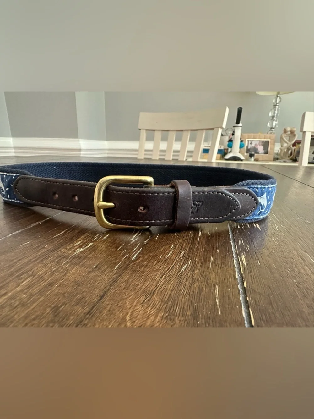 Vineyard vines belt